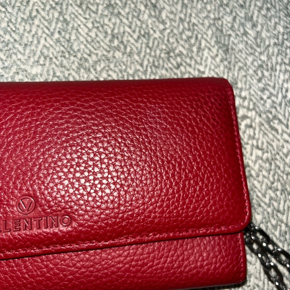 Valentino Wallet on chain - Picture 10 of 11
